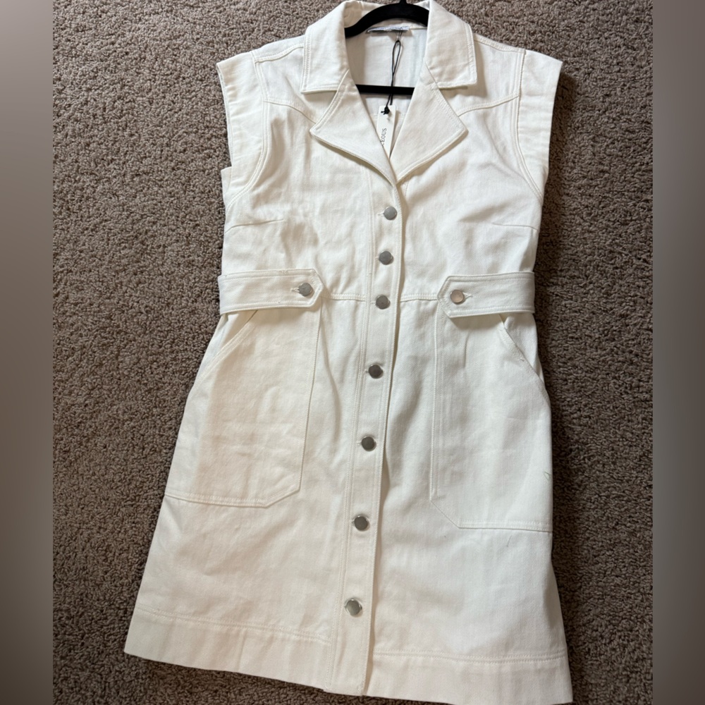 Sleeveless White Button-Up Dress